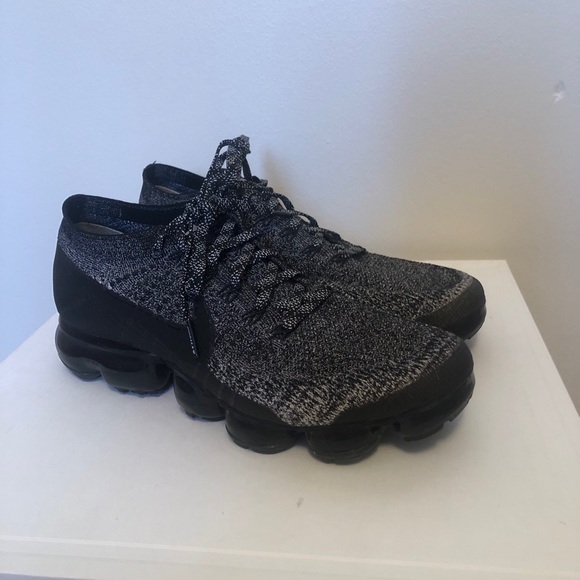 Nike VaporMax Air Men’s running shoes - Picture 1 of 8